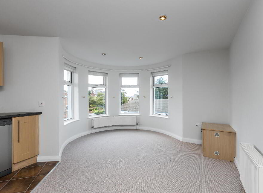18 Ballyholme View, Seacliff Road, Ballyholme, Bangor, BT20 5HT