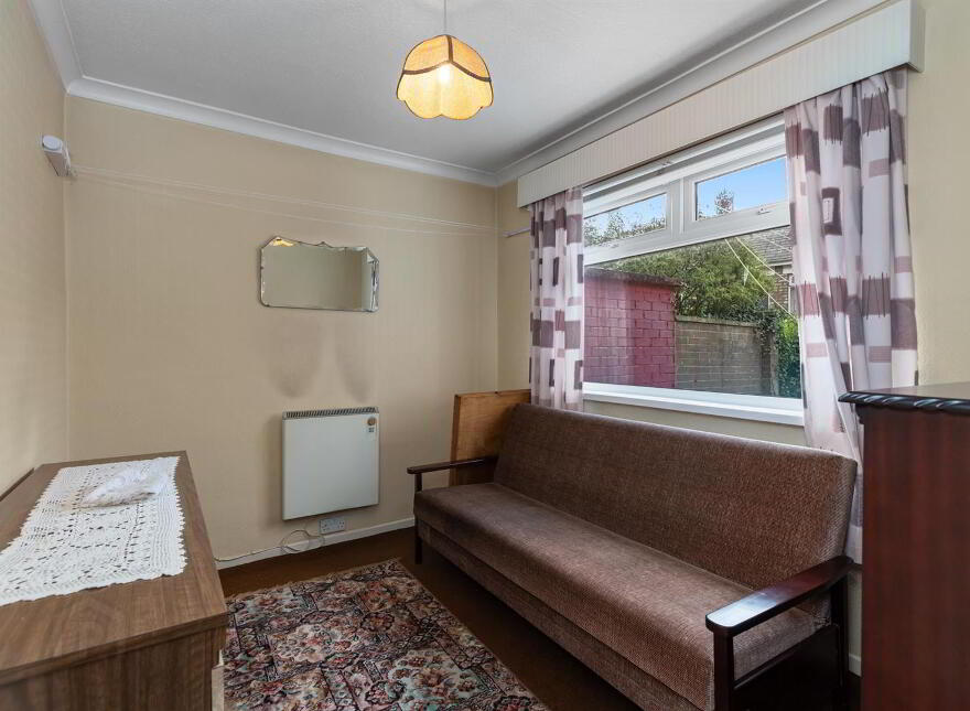 4 Harland Park, Belfast, BT4 1HZ