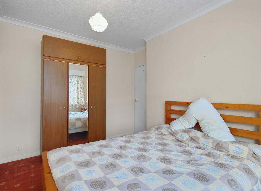 4 Harland Park, Belfast, BT4 1HZ