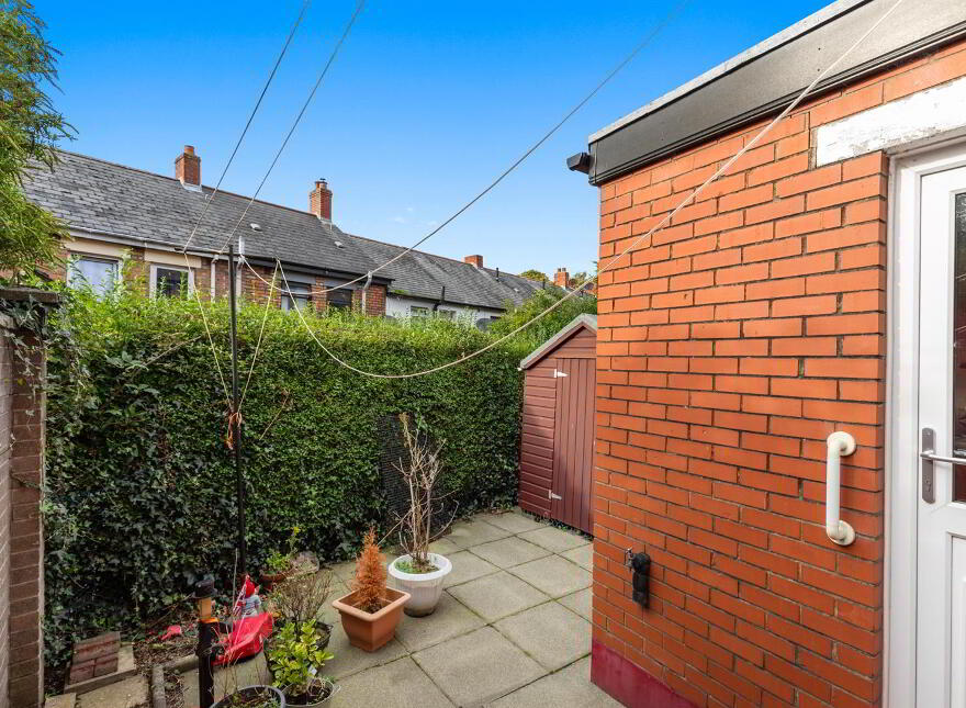4 Harland Park, Belfast, BT4 1HZ