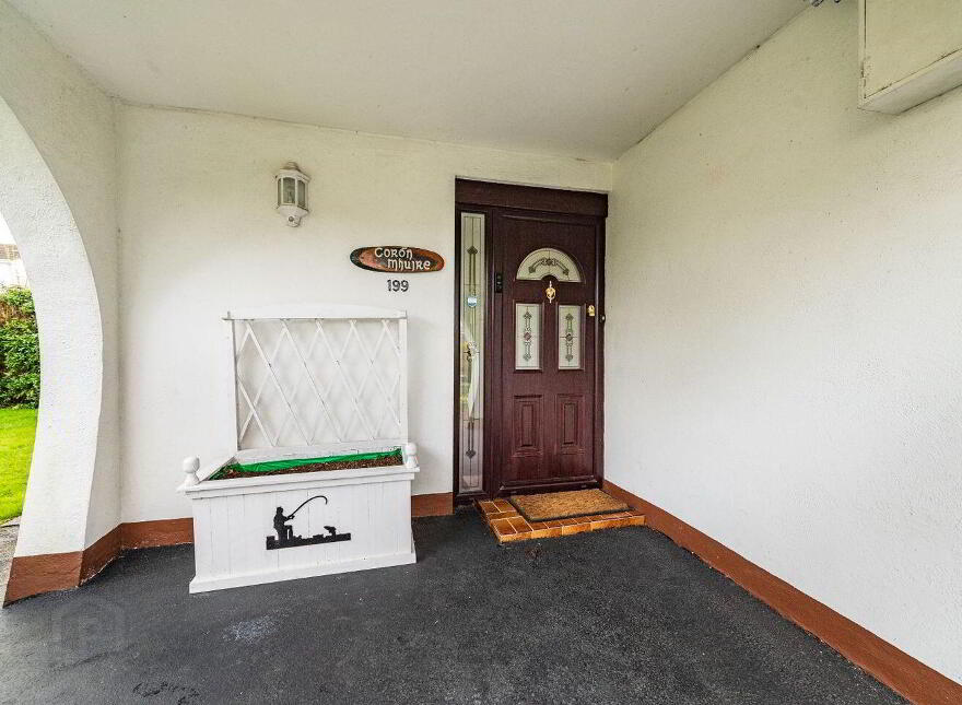 199 The Oaks, Newbridge, W12DT66