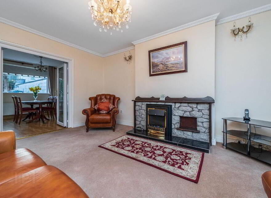 199 The Oaks, Newbridge, W12DT66