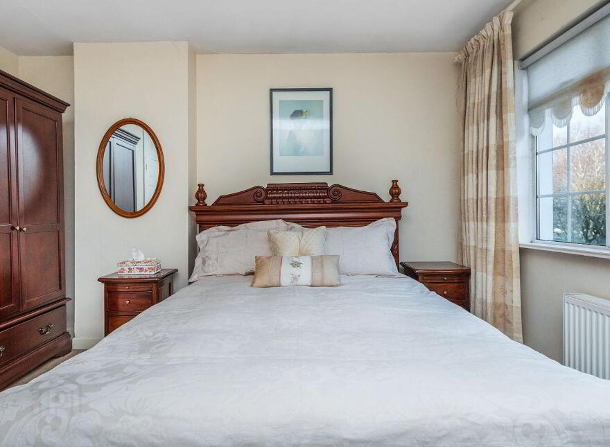 199 The Oaks, Newbridge, W12DT66