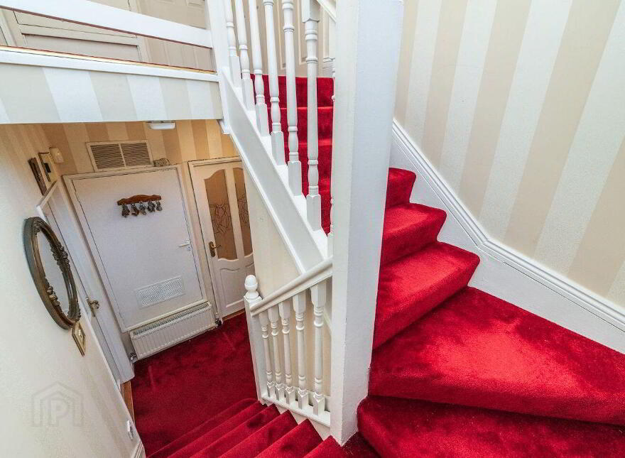 199 The Oaks, Newbridge, W12DT66