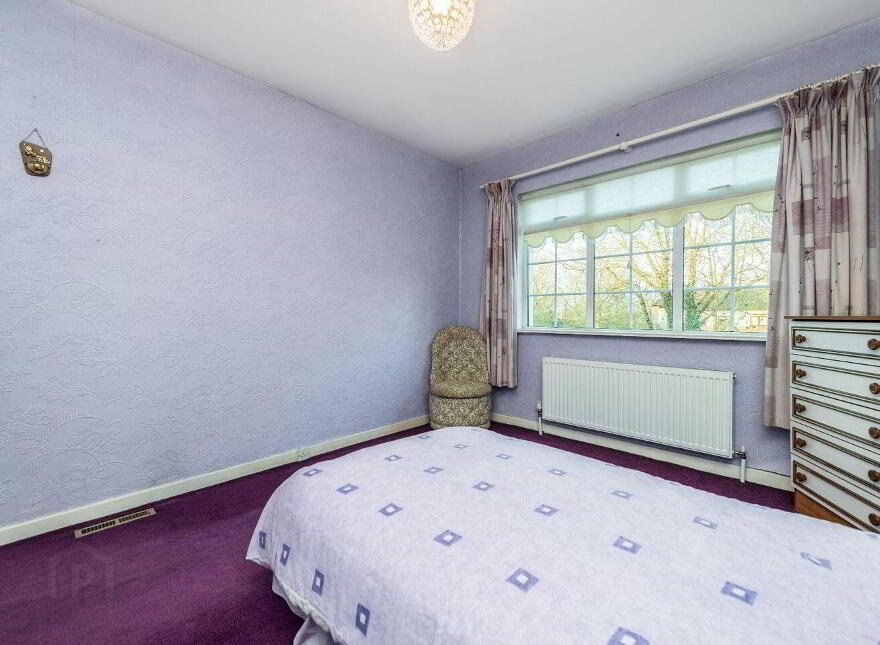 199 The Oaks, Newbridge, W12DT66