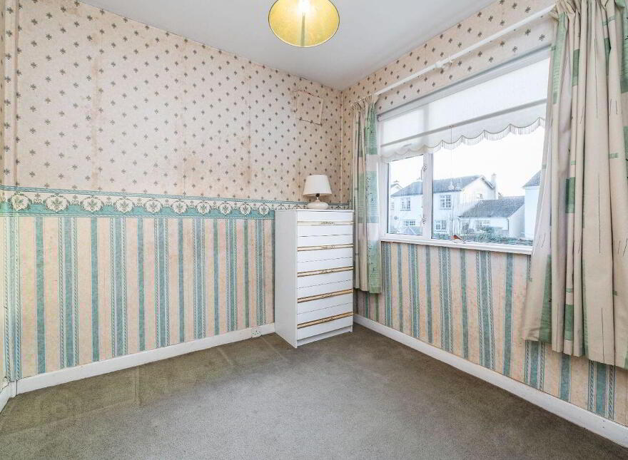 199 The Oaks, Newbridge, W12DT66