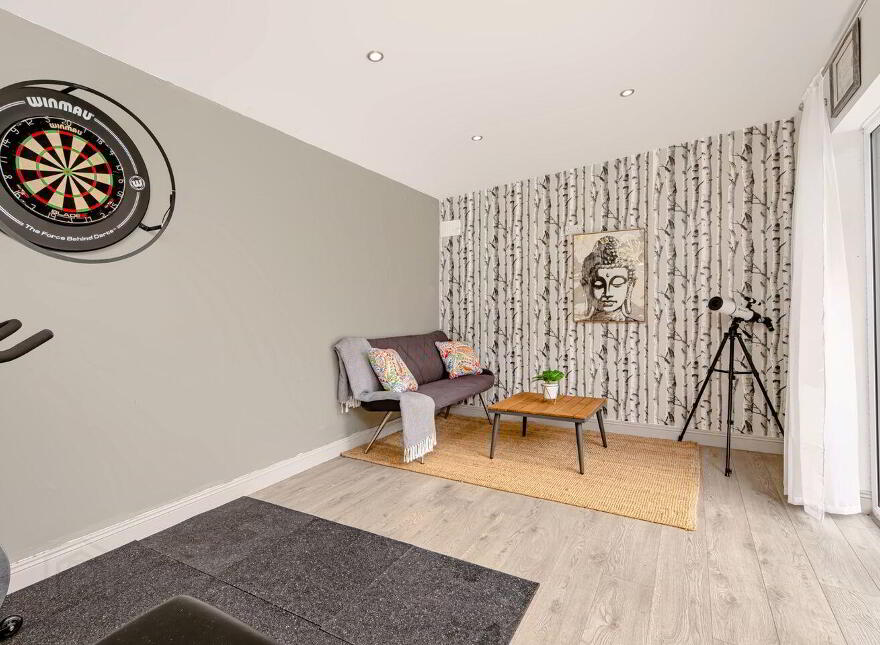 15 Manor Grove, Rocksborough Manor, Mulgannon, Y35K2H2