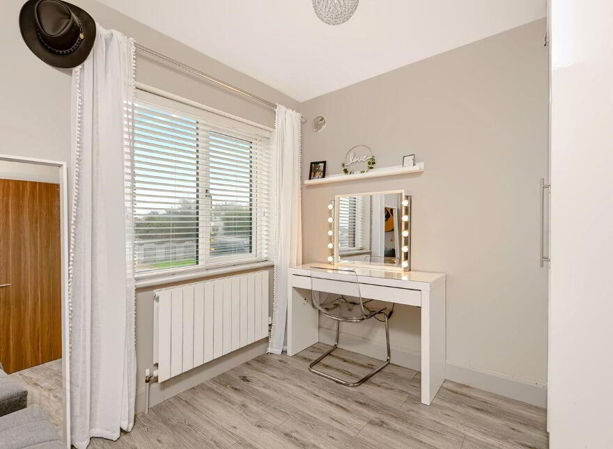 15 Manor Grove, Rocksborough Manor, Mulgannon, Y35K2H2