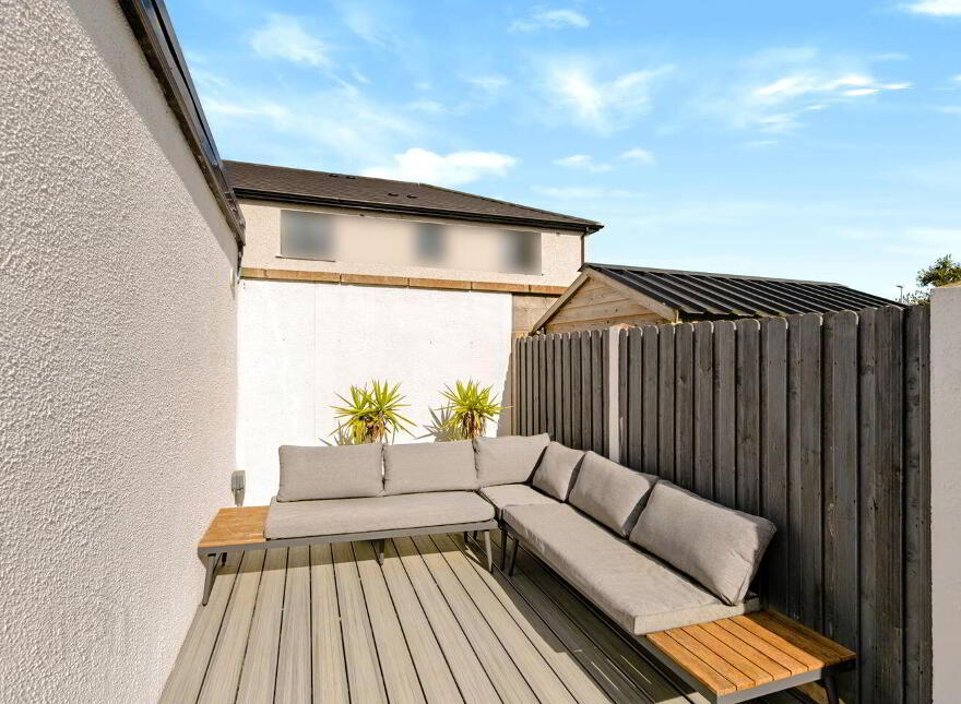 15 Manor Grove, Rocksborough Manor, Mulgannon, Y35K2H2