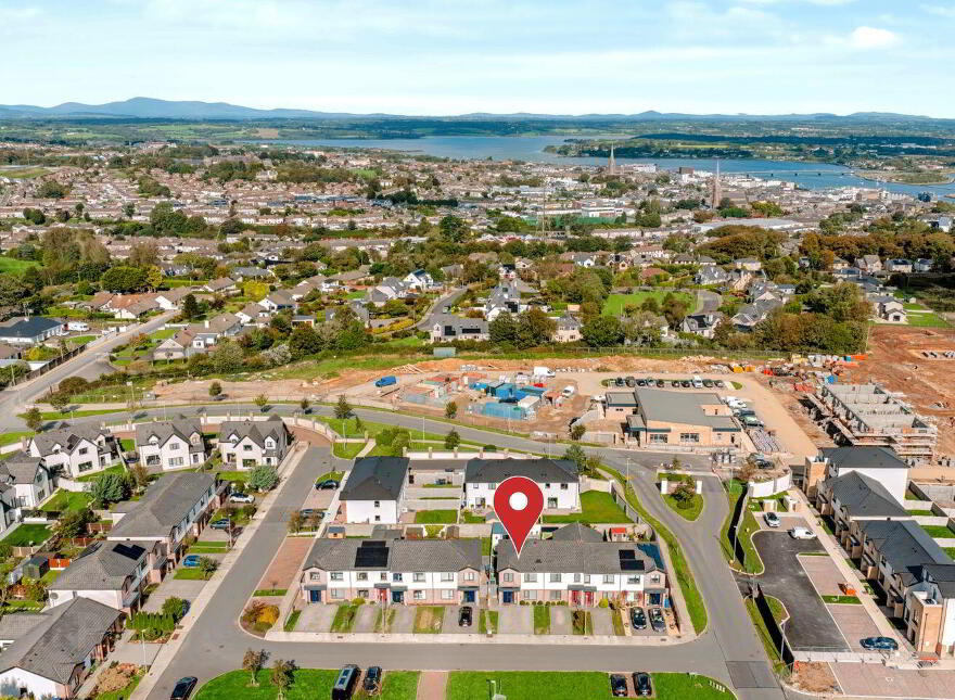 15 Manor Grove, Rocksborough Manor, Mulgannon, Y35K2H2
