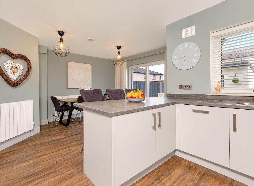 15 Manor Grove, Rocksborough Manor, Mulgannon, Y35K2H2