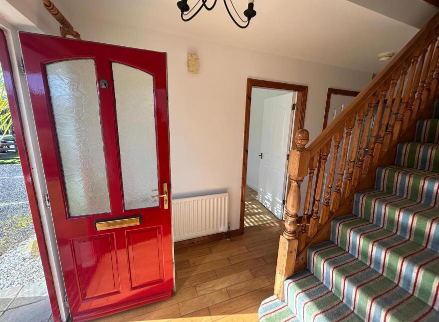 135 Sevenoaks, Waterside, L'Derry, BT47 6BD