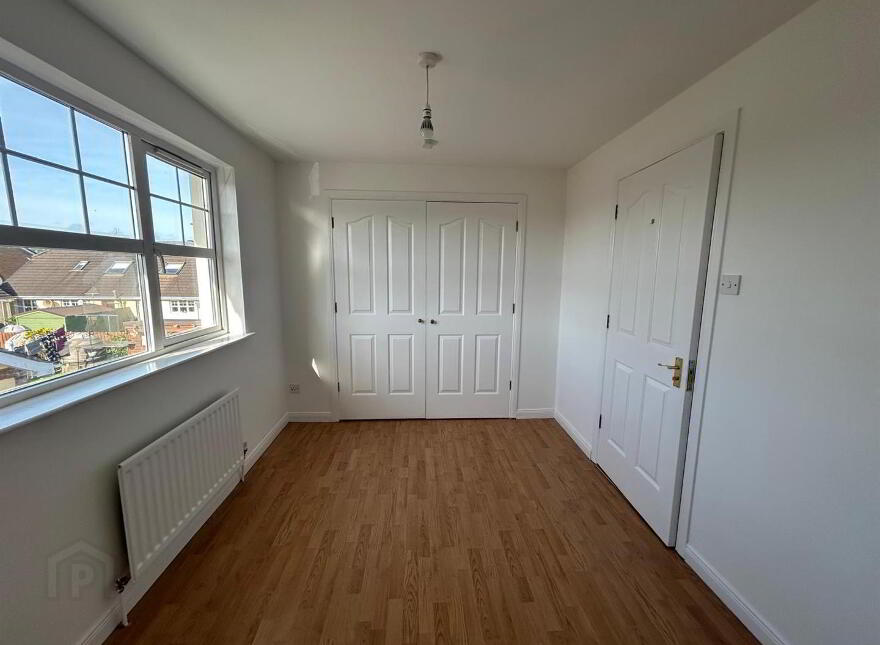 135 Sevenoaks, Waterside, L'Derry, BT47 6BD
