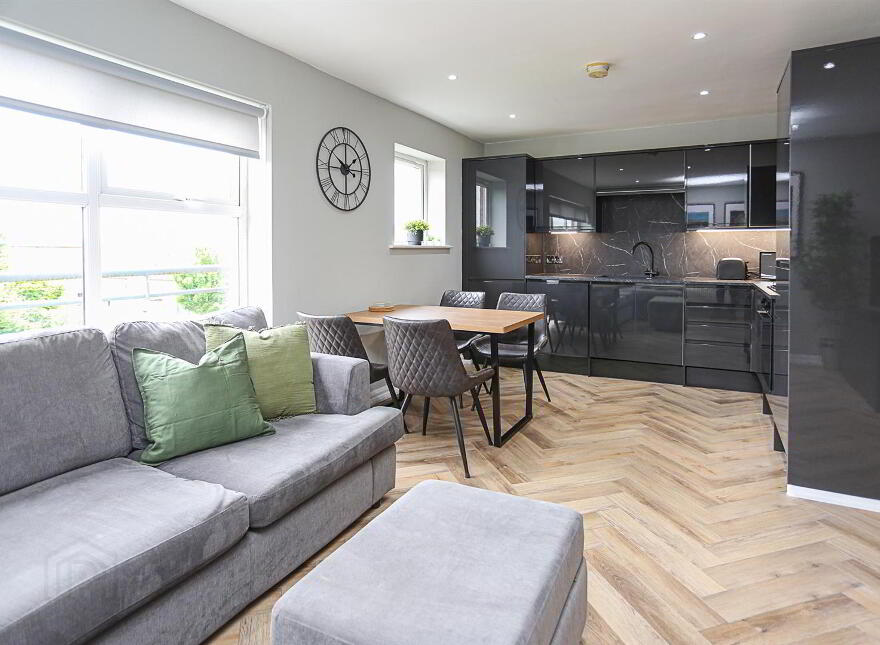 Apt 7, 16 Lewis Mews, Belfast, BT4 1FY