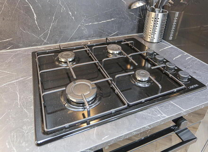 Apt 7, 16 Lewis Mews, Belfast, BT4 1FY