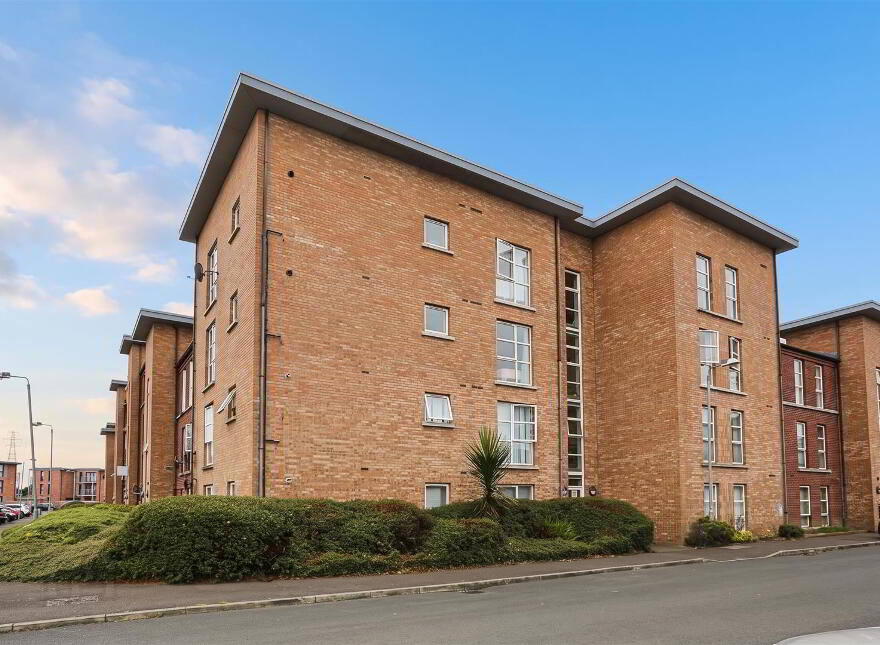 Apt 7, 16 Lewis Mews, Belfast, BT4 1FY