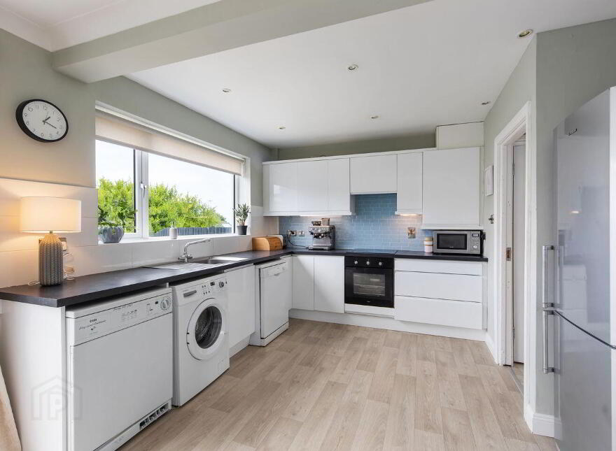 9 Highland Grove, The Park, Cabinteely, Cabinteely, D18N2C6