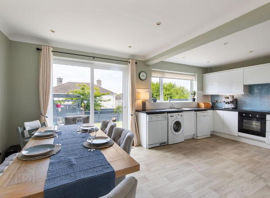 9 Highland Grove, The Park, Cabinteely, Cabinteely, D18N2C6