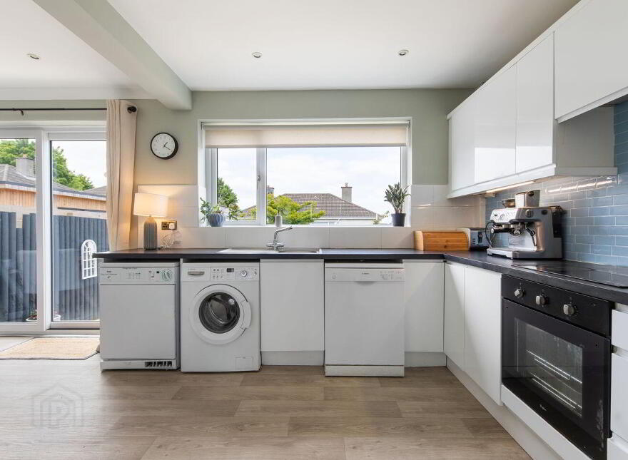 9 Highland Grove, The Park, Cabinteely, Cabinteely, D18N2C6