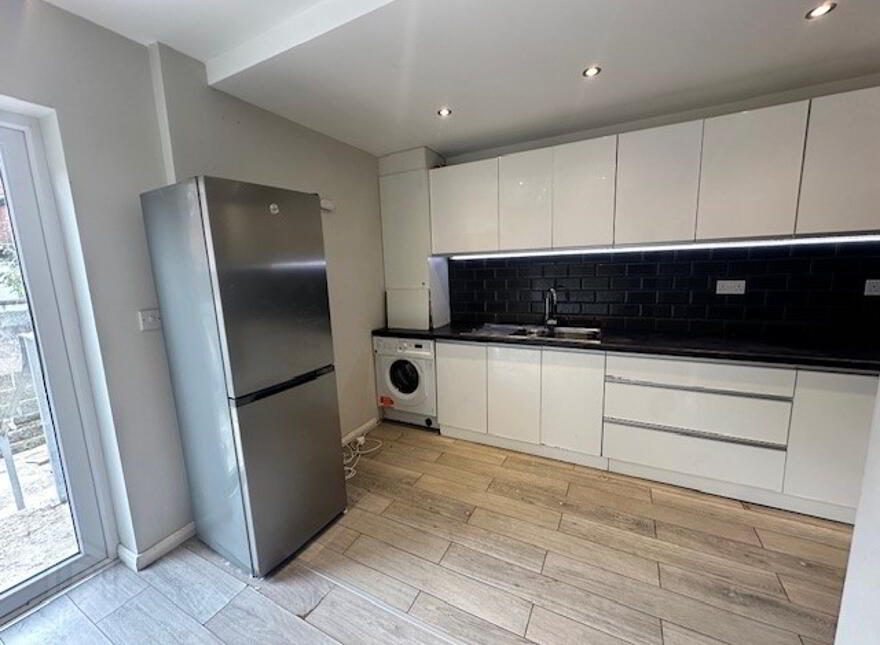 146 Ulsterville Avenue, Belfast, BT9 7BB