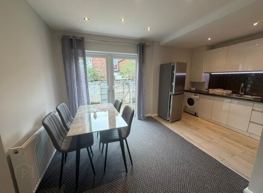 146 Ulsterville Avenue, Belfast, BT9 7BB