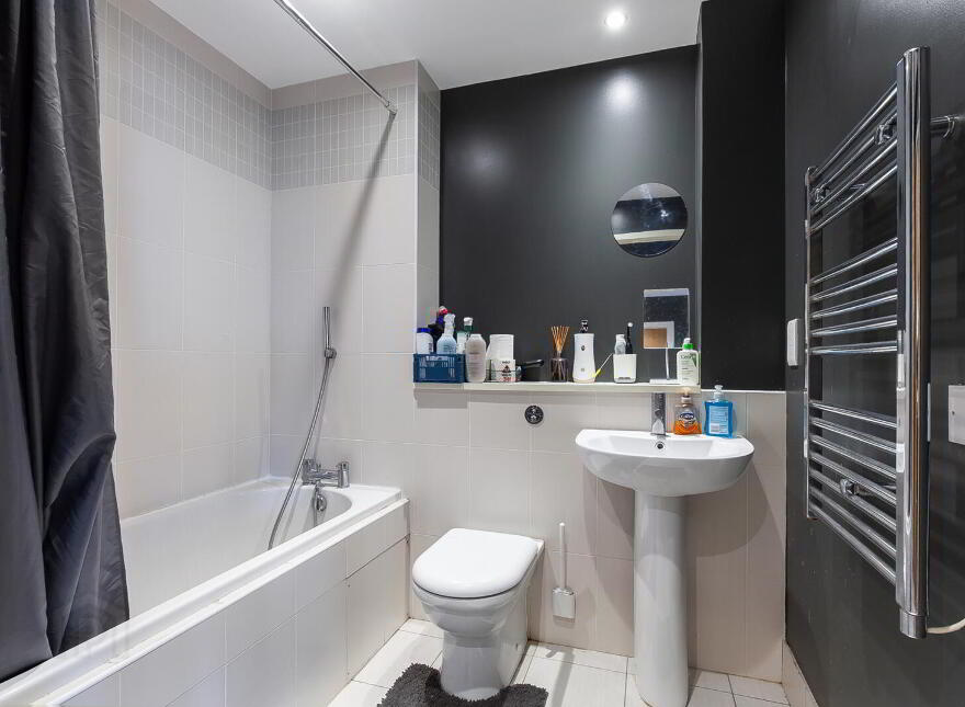 Apartment 22.06 The Obel 62 Donegall Quay, Belfast, BT1 3NJ