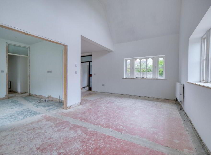 Ardagh Village, Ardagh, N39RX73