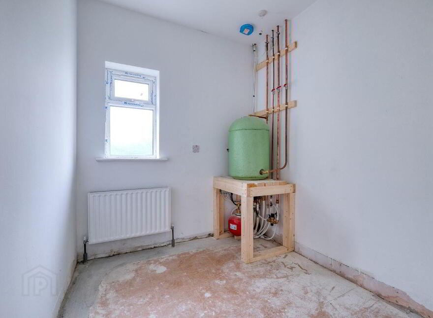 Ardagh Village, Ardagh, N39RX73