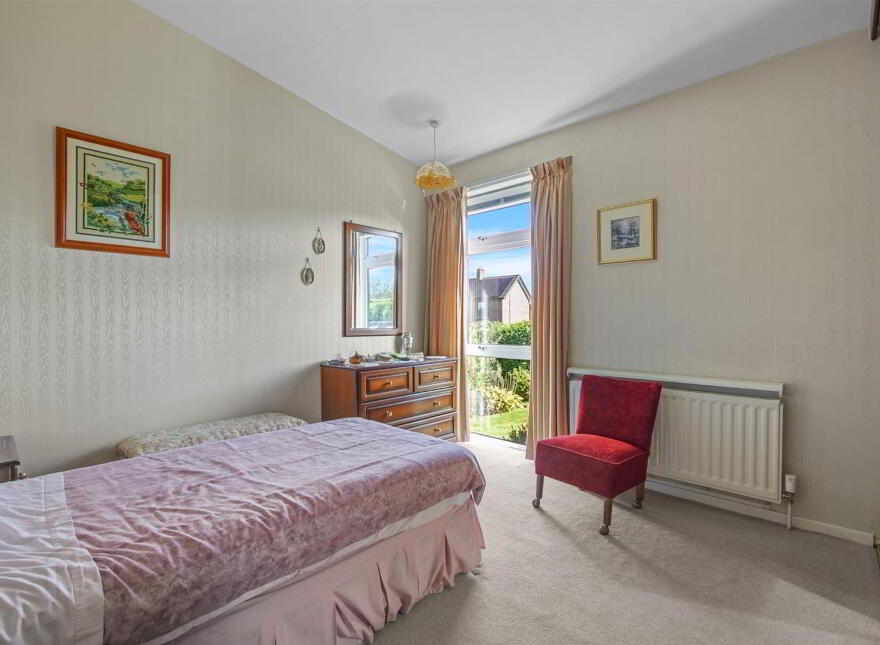 1 Bridge Park, Templepatrick, BT39 0AE