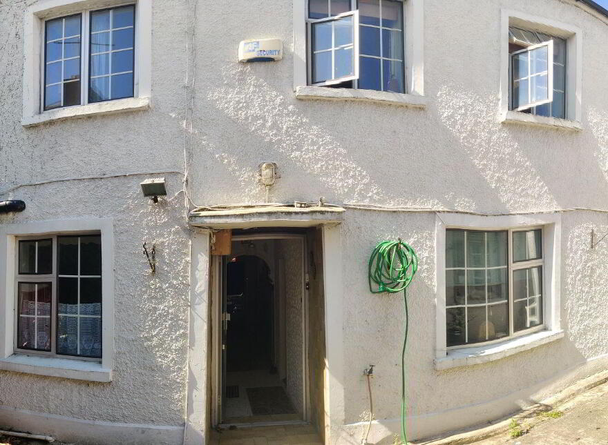 Old Oakview, Oakview Terrace, Tralee, V92ANF7