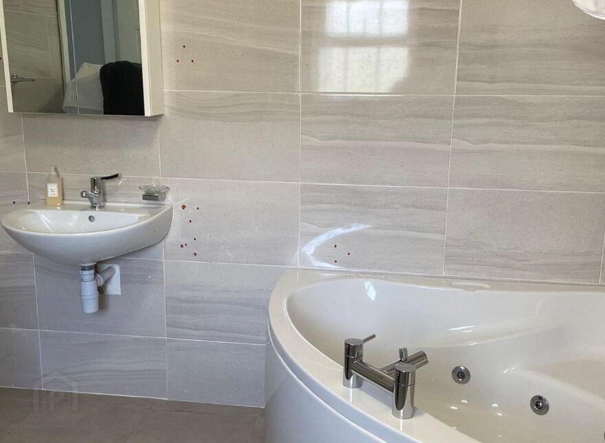 Lakeview, Currow, V93NW25
