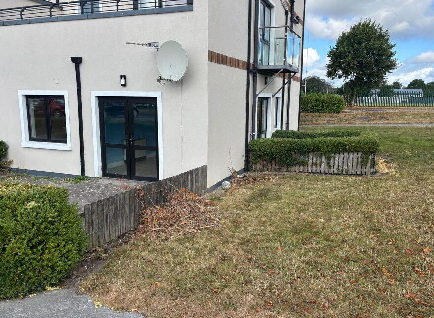 1 Macregol Cuirt, Birr, R42VX22