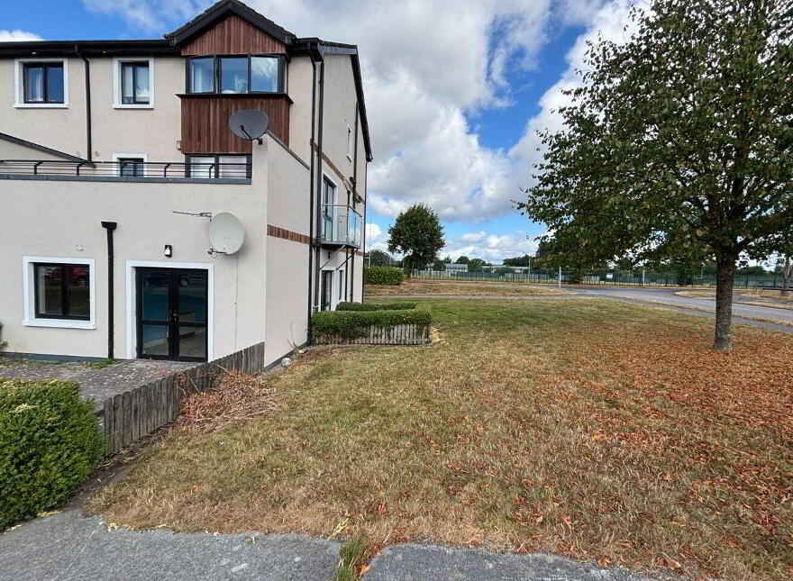1 Macregol Cuirt, Birr, R42VX22
