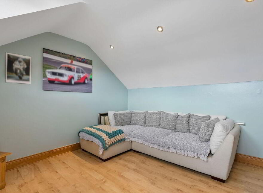 12 Saint Peter's Road, Walkinstown, D12C7N3