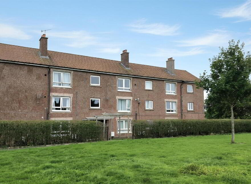 33 Sunnylands Grove, Carrickfergus, BT38 8NR