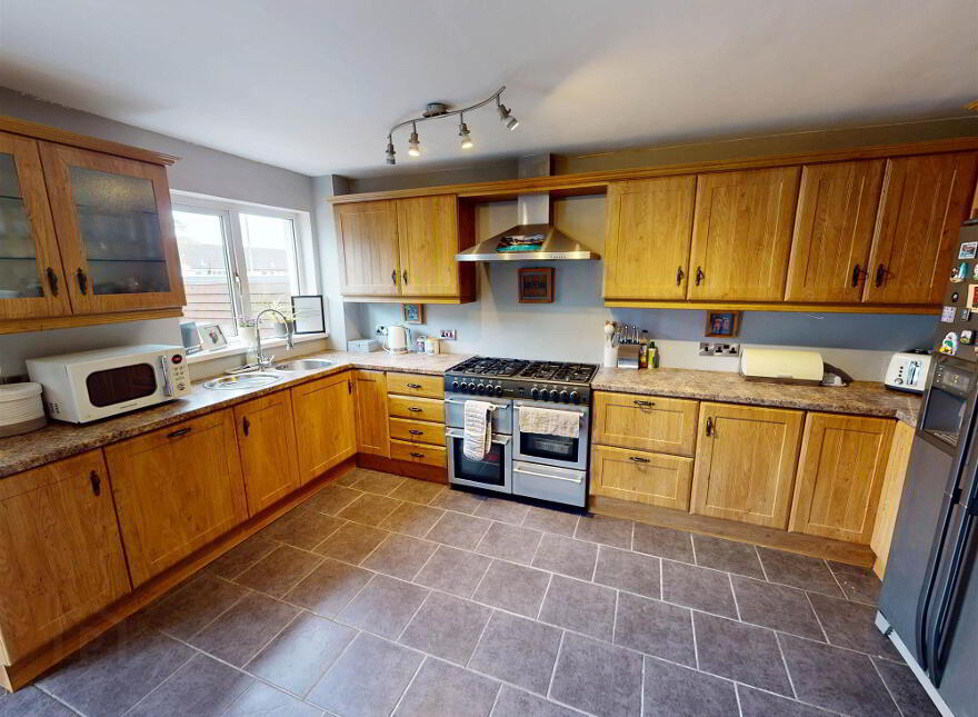 26 Titterington Gardens, Drumbo, Lisburn, BT27 5LJ