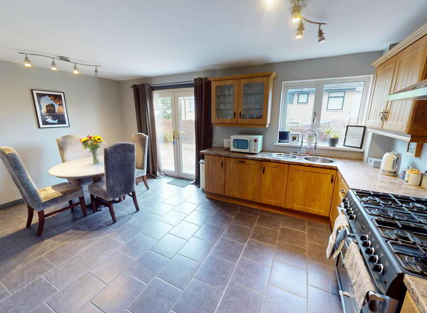 26 Titterington Gardens, Drumbo, Lisburn, BT27 5LJ