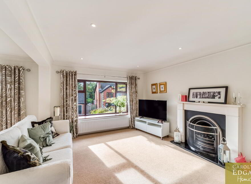 4 Riverside Avenue, Bangor, BT20 4RX