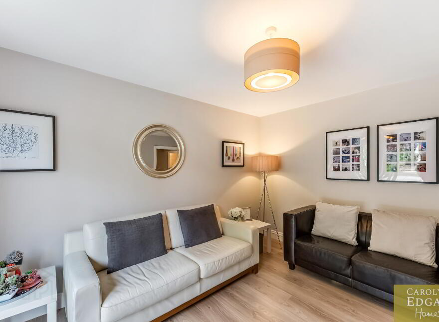 4 Riverside Avenue, Bangor, BT20 4RX