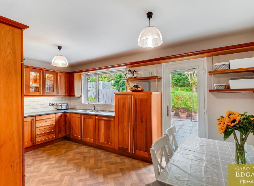 4 Riverside Avenue, Bangor, BT20 4RX