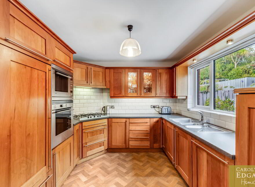 4 Riverside Avenue, Bangor, BT20 4RX