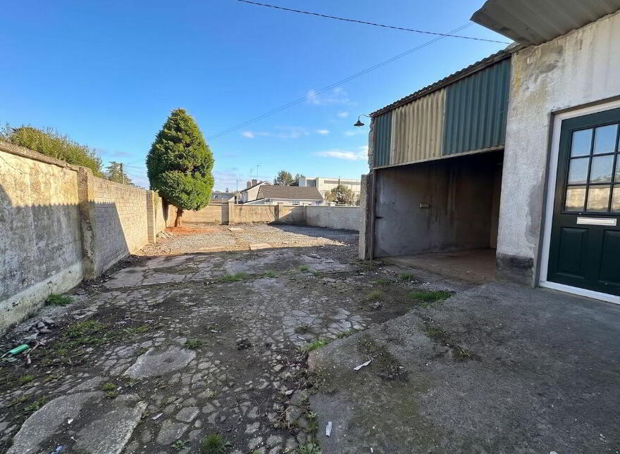 Lower Fermanagh Street, Clones, H23V205