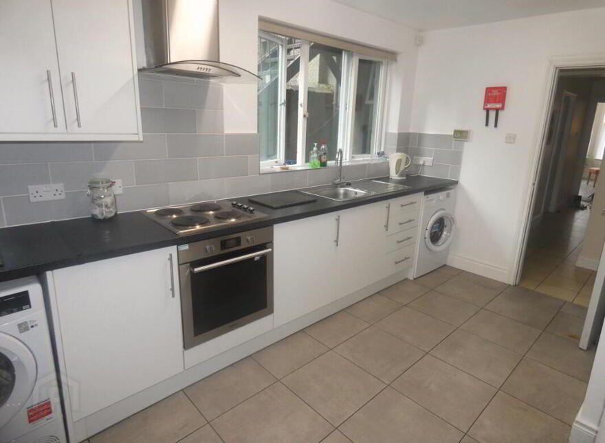 Apt 1, 32 Malone Avenue, Belfast, BT9 6ER