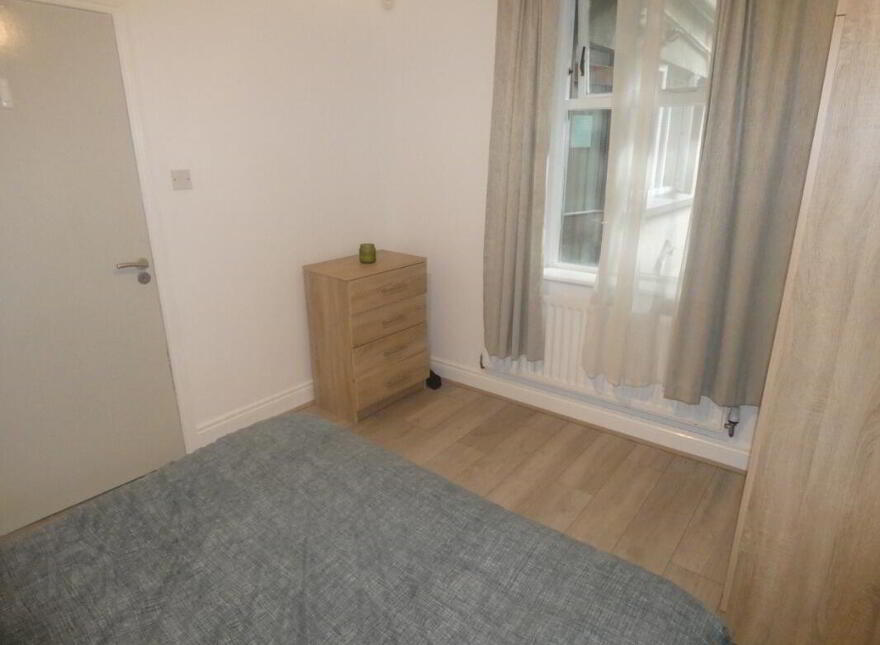 Apt 1, 32 Malone Avenue, Belfast, BT9 6ER