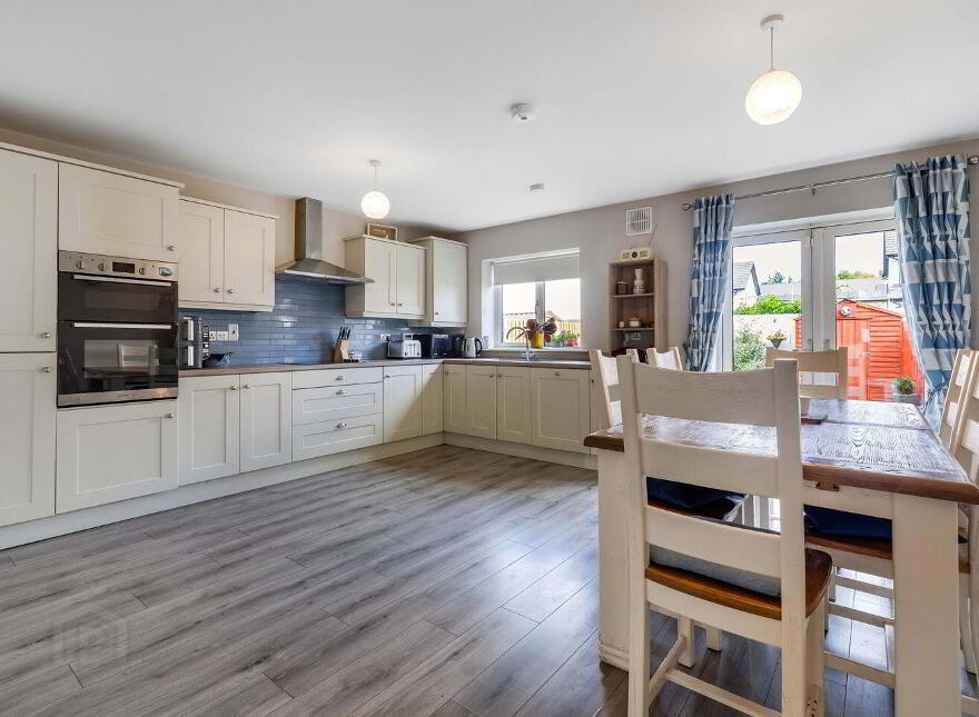 6 Cois Glaisin Avenue, Johnstown, Johnstown, C15FH6D