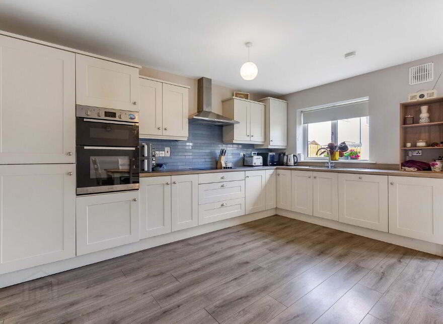 6 Cois Glaisin Avenue, Johnstown, Johnstown, C15FH6D