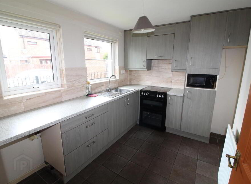 8 Mary Street, Crossgar, Downpatrick, BT30 9DG