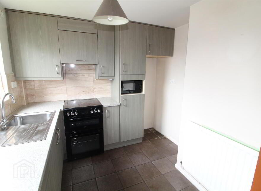 8 Mary Street, Crossgar, Downpatrick, BT30 9DG