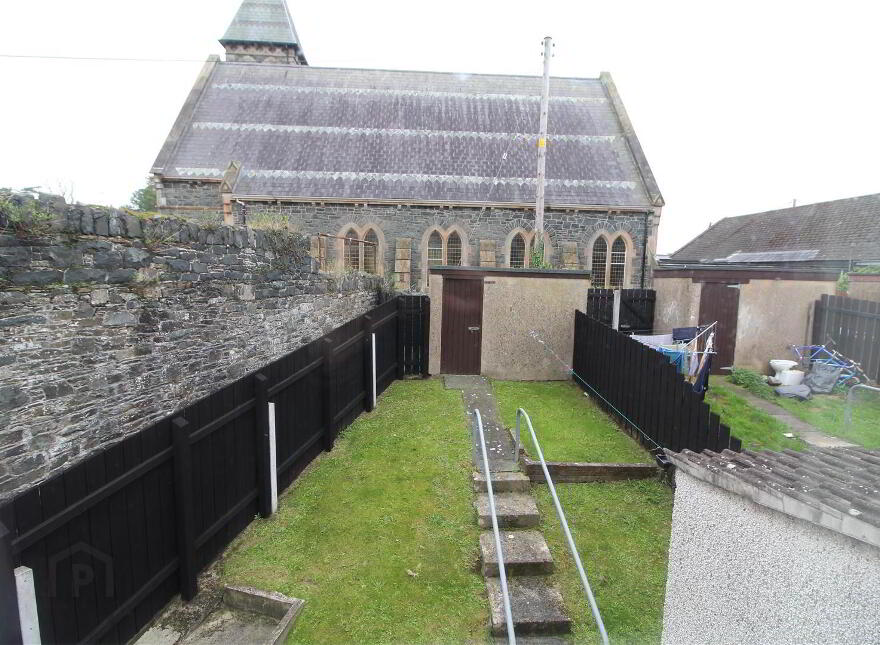 8 Mary Street, Crossgar, Downpatrick, BT30 9DG