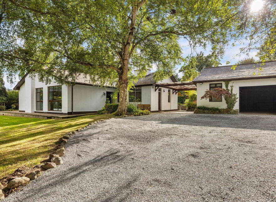 Actonville, Ballybawn Lower, Kilmacanogue, A98W104